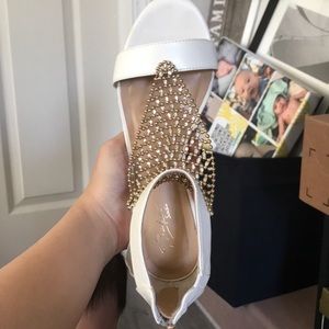 Used heeled sandals